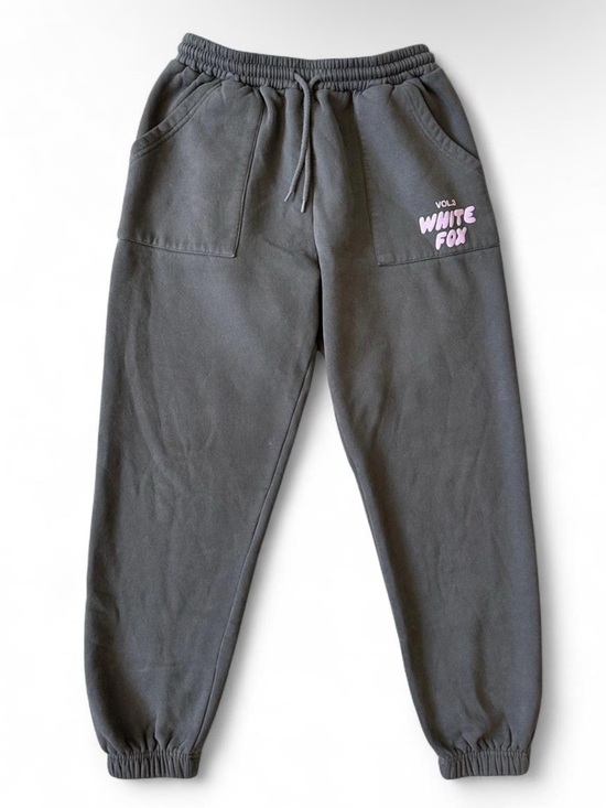 White Fox Boutique Pants - White Fox Offstage Sweatpants Volcanic Women’s Casual Wear - Size Medium